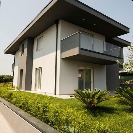 Marali Lake Apartments Di Enrica Bianchera Desenzano del Garda Esterno foto
