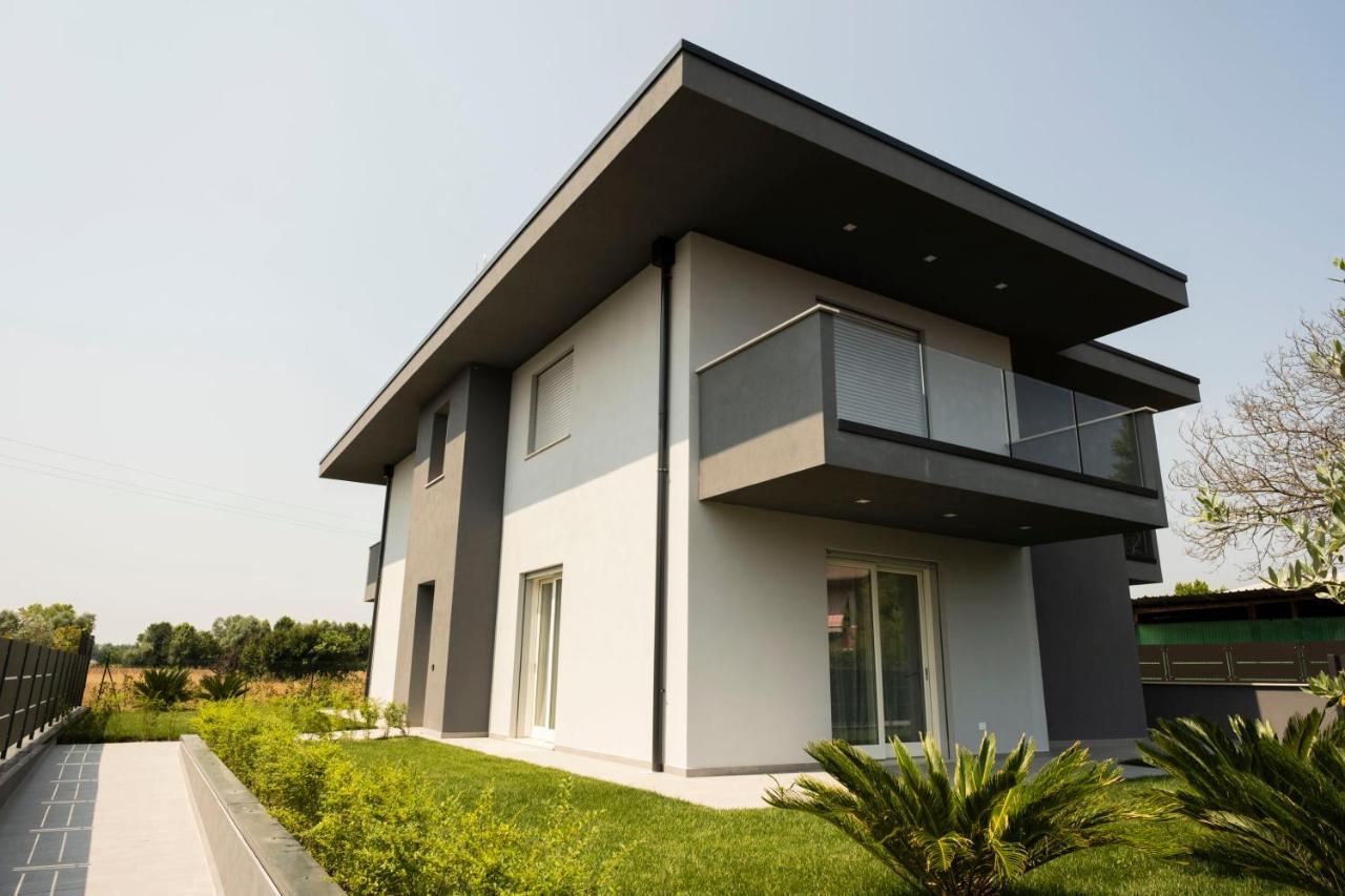 Marali Lake Apartments Di Enrica Bianchera Desenzano del Garda Esterno foto