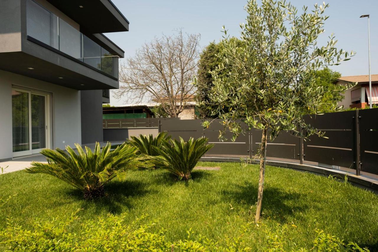 Marali Lake Apartments Di Enrica Bianchera Desenzano del Garda Esterno foto