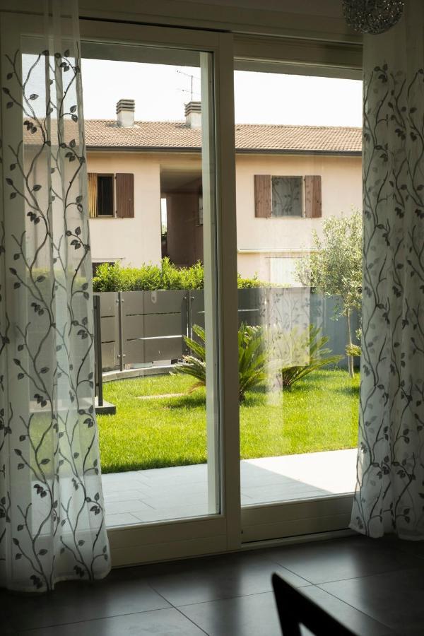 Marali Lake Apartments Di Enrica Bianchera Desenzano del Garda Esterno foto