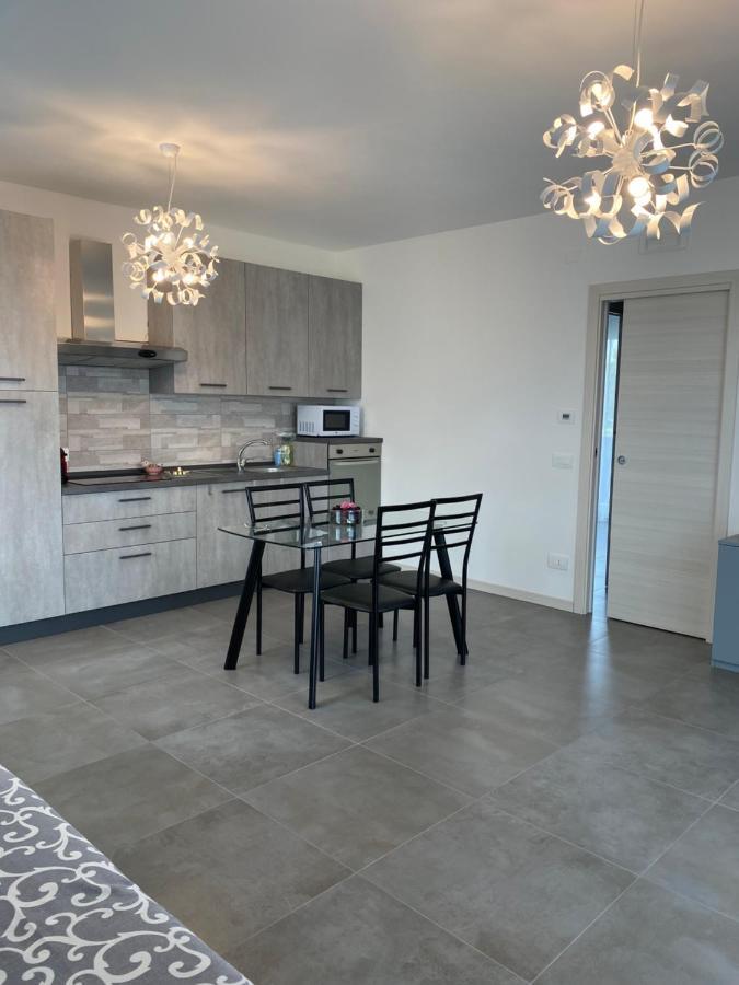 Marali Lake Apartments Di Enrica Bianchera Desenzano del Garda Esterno foto